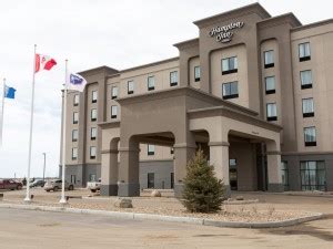 hampton inn and suites lloydminster.